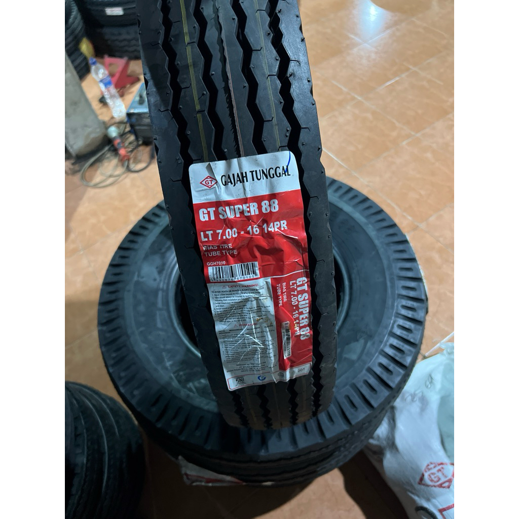 Ban Truk GT 700 R16 16 Super 88 14PR