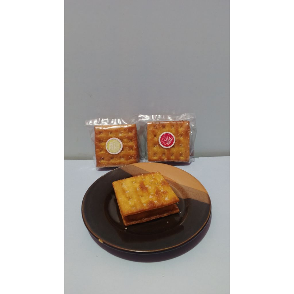 

Kue gabin tebal full tape susu enak 1 pack isi 10 pcs