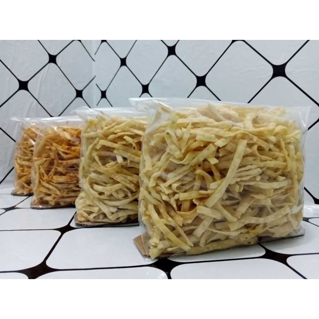 

KUE STIK BAWANG RASA BALADO RENYAH GURIH DAN ENAK_SAMAYA