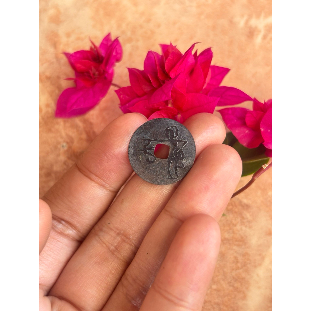 pis bolong arjuna kuno