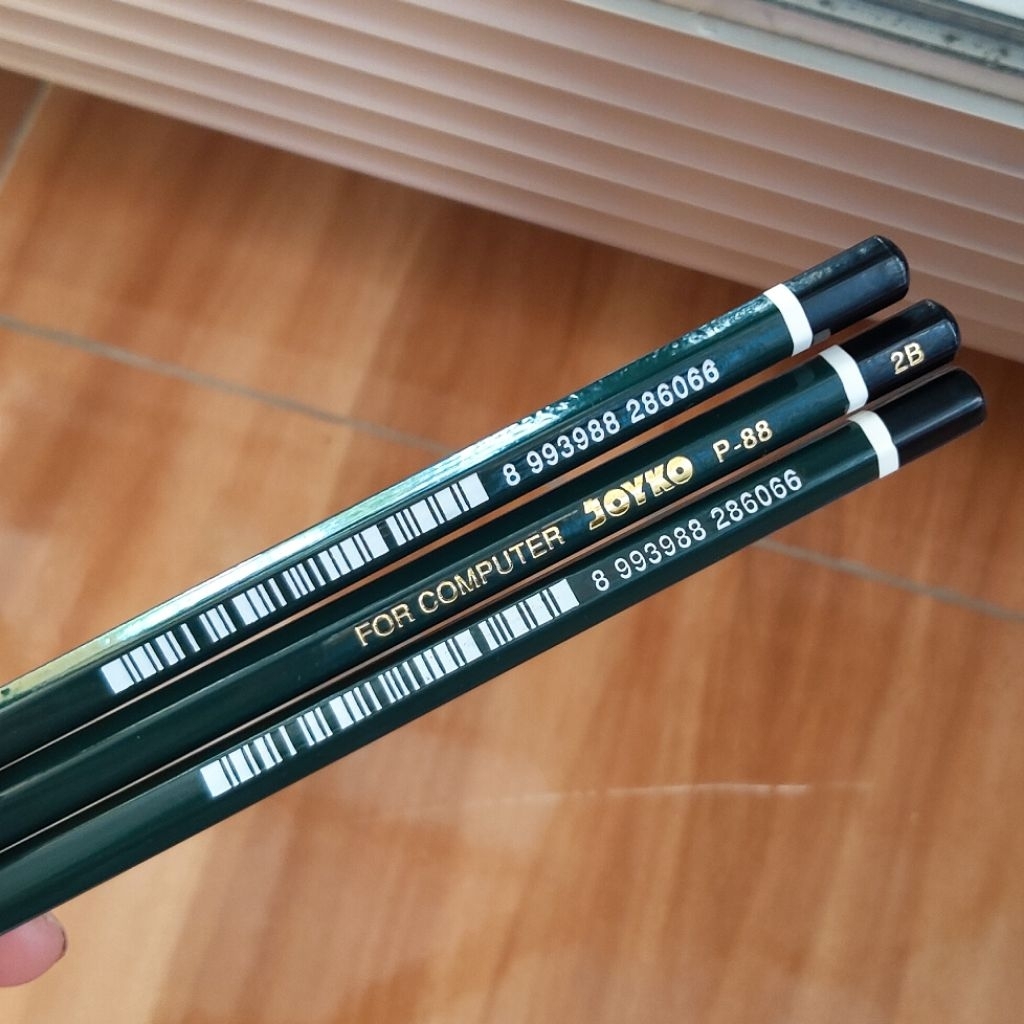

Pensil 2B JOYKO P-88 (1 BIJI)