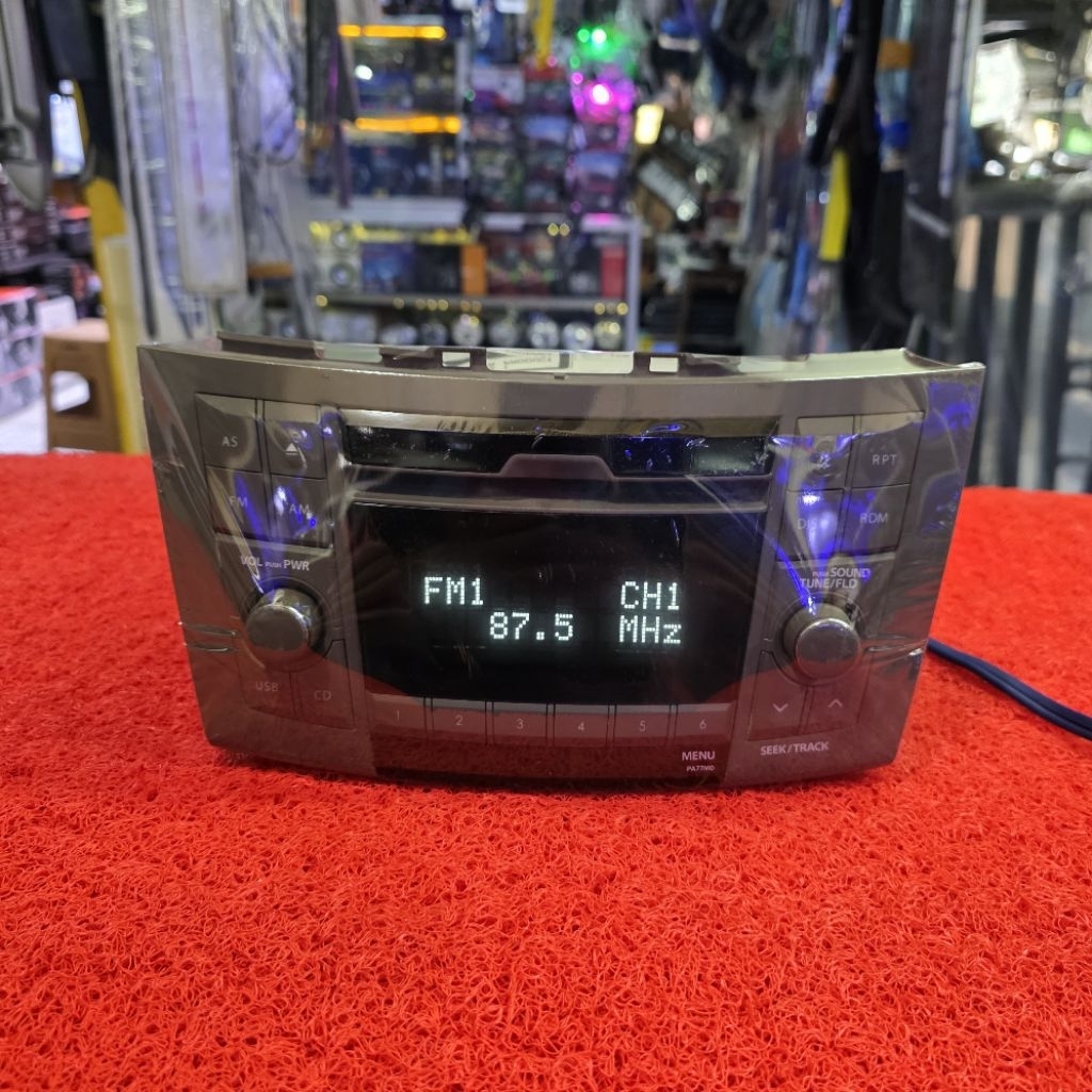 Head Unit SUZUKI ERTIGA 2013 CD Radio FM AM Orsinil