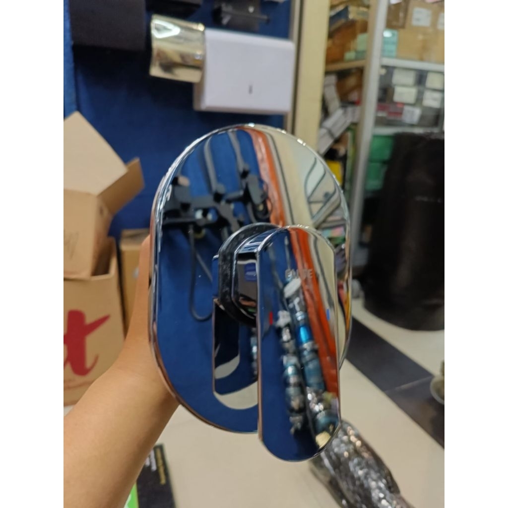 Kran Tanam Panas Dingin Kuningan Elite ES-13026 / Kran Tanam Wall Shower Mixer ELITE