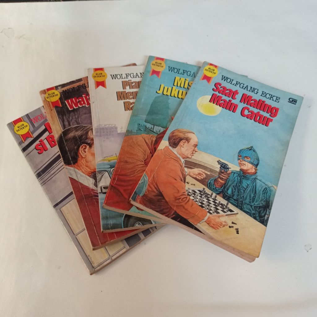novel wolfgang ecke : seri klub detektif (cabutan)