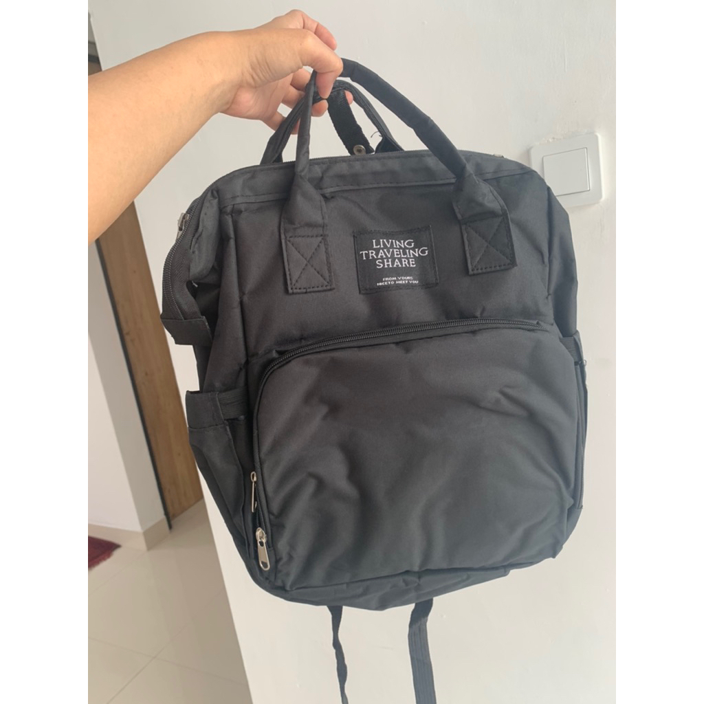 Preloved Tas deapers living traveling share