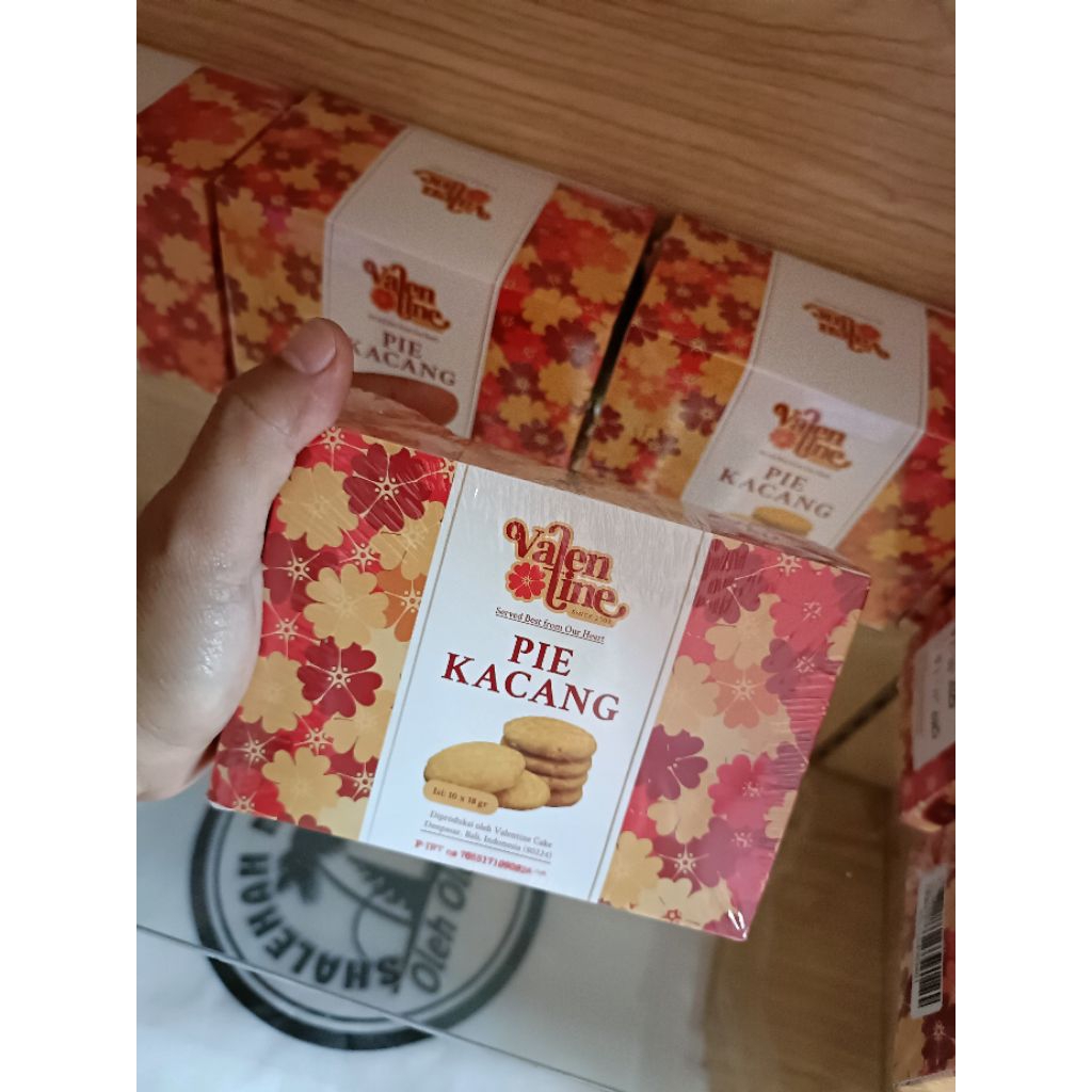 

Oleh Oleh Bali, Pie Kacang Valebtine