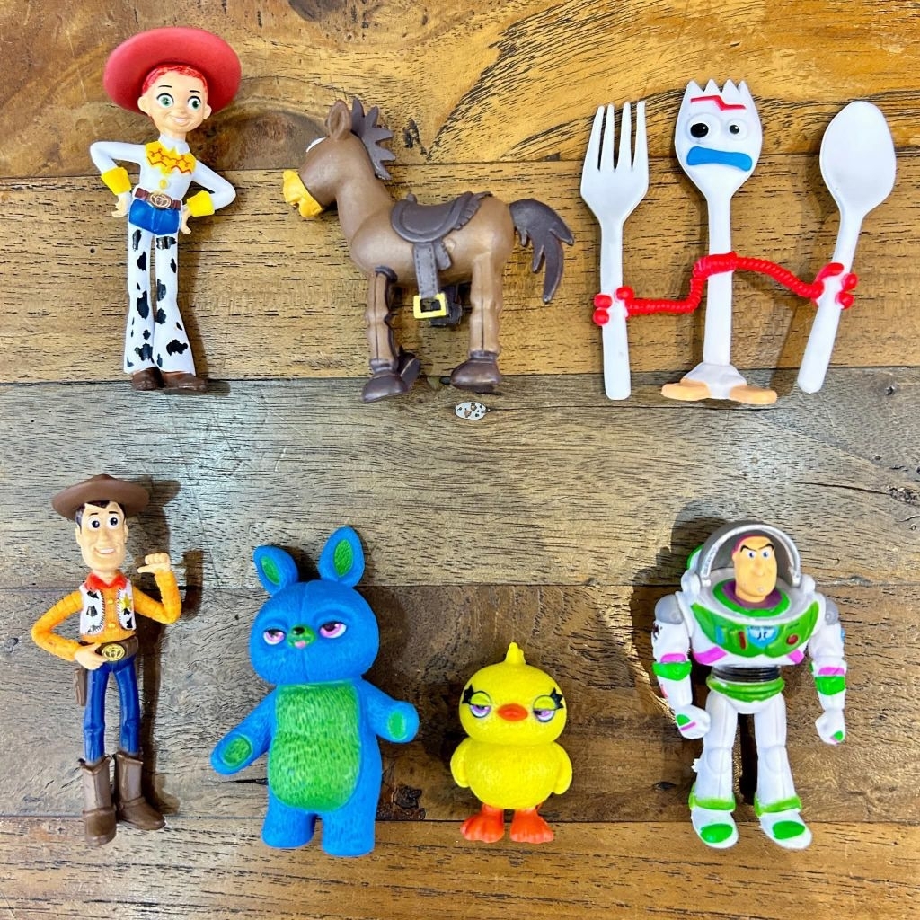 mainan static figure Toy story boxset mini statue detail set toy story 4 pixar disney box set isi 7 