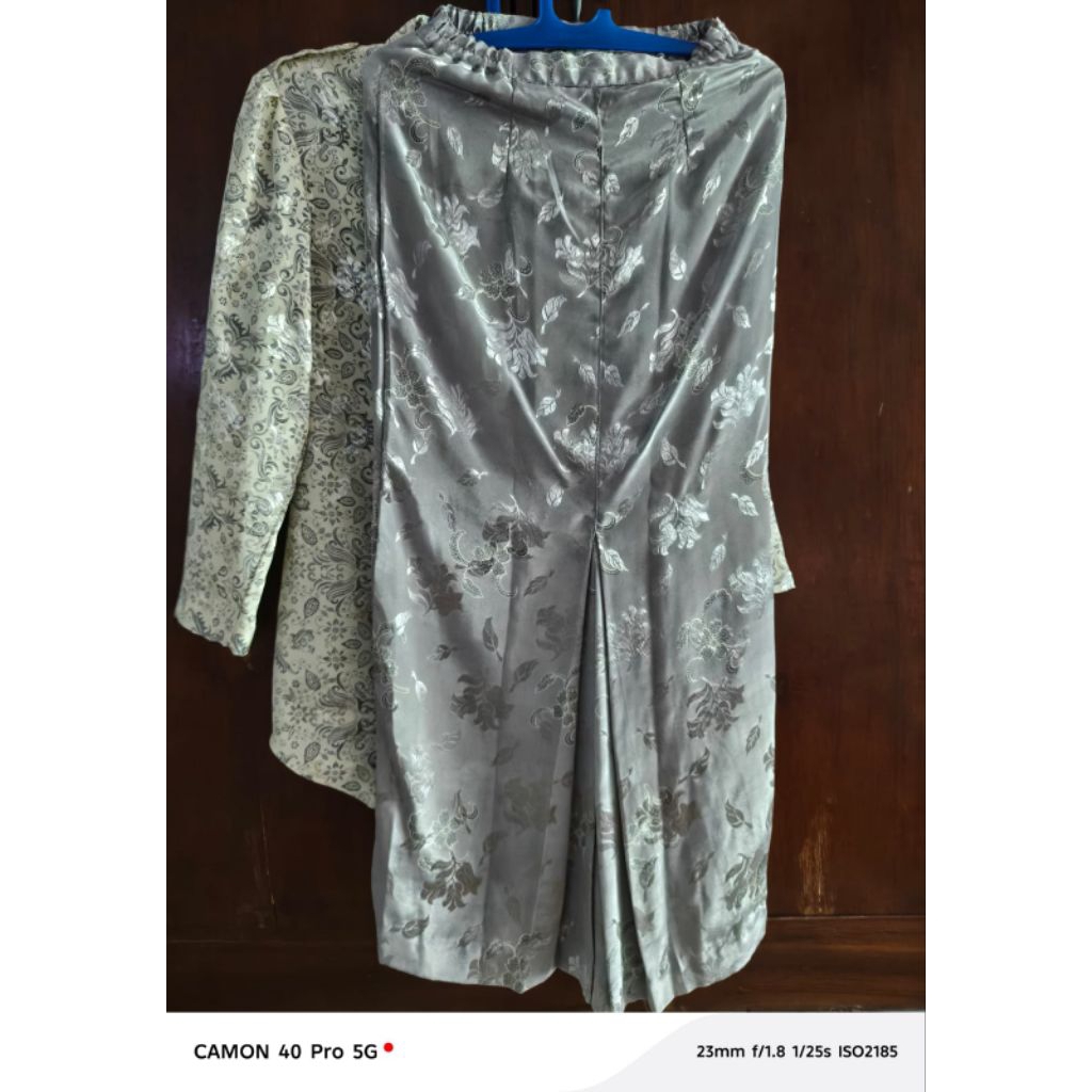 Setelan Batik/Kebaya Wanita Silver (PL)