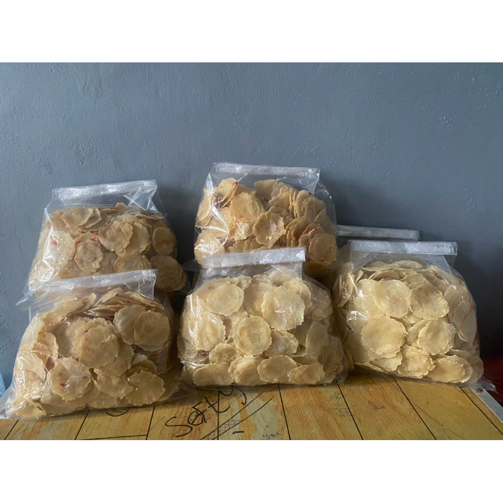 

Emping Mlinjo Asli Solo Rasa Original - Kualitas A - Mlinjo Pilihan 250 gram - Gurih Renyah Harum