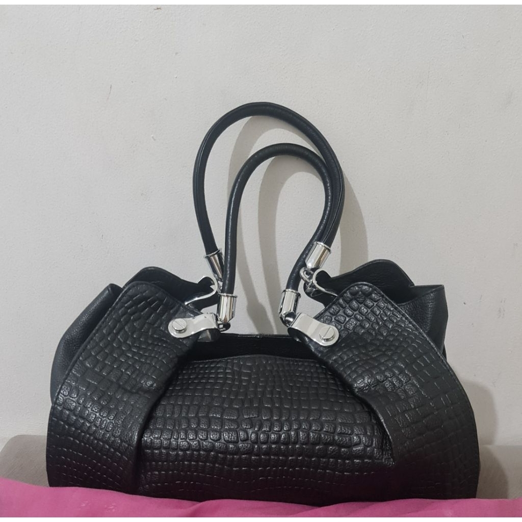 Preloved Hobo Bag Hitam Hongu