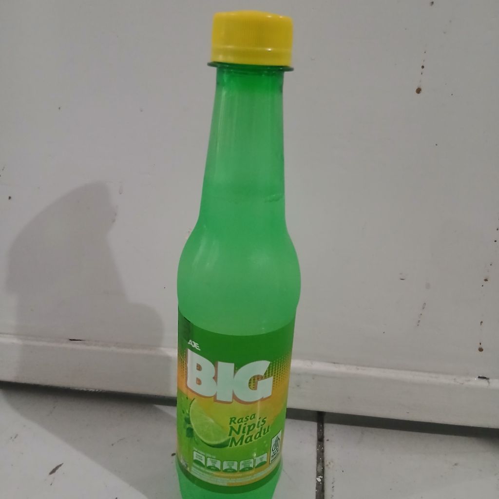 

Aje Big Cola Rasa Nipis Madu Minuman Bersoda 350ml x 2 pcs