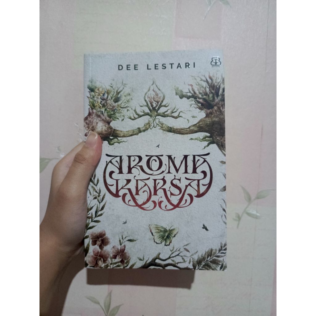 Novel preloved Aroma Karsa