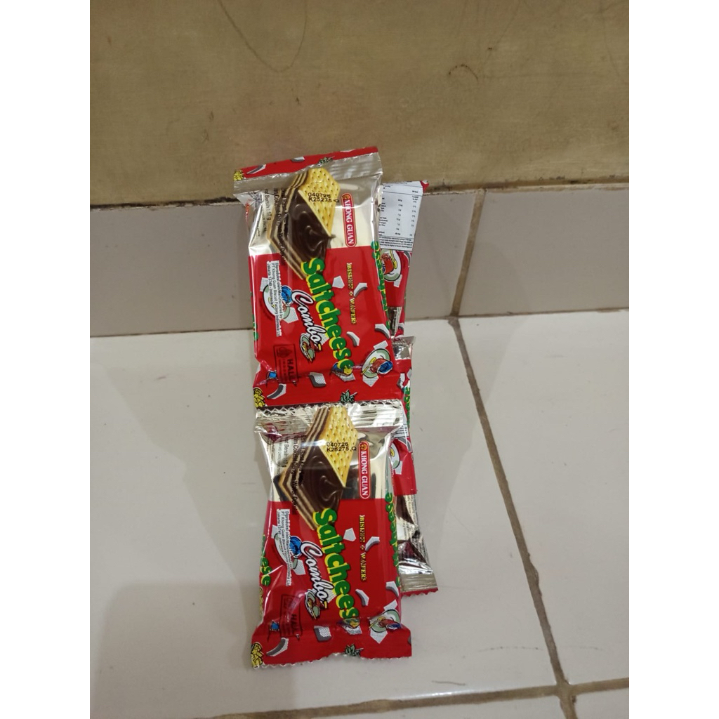 

khong guan saltcheese combo 17gr renceng (isi 10 pcs)