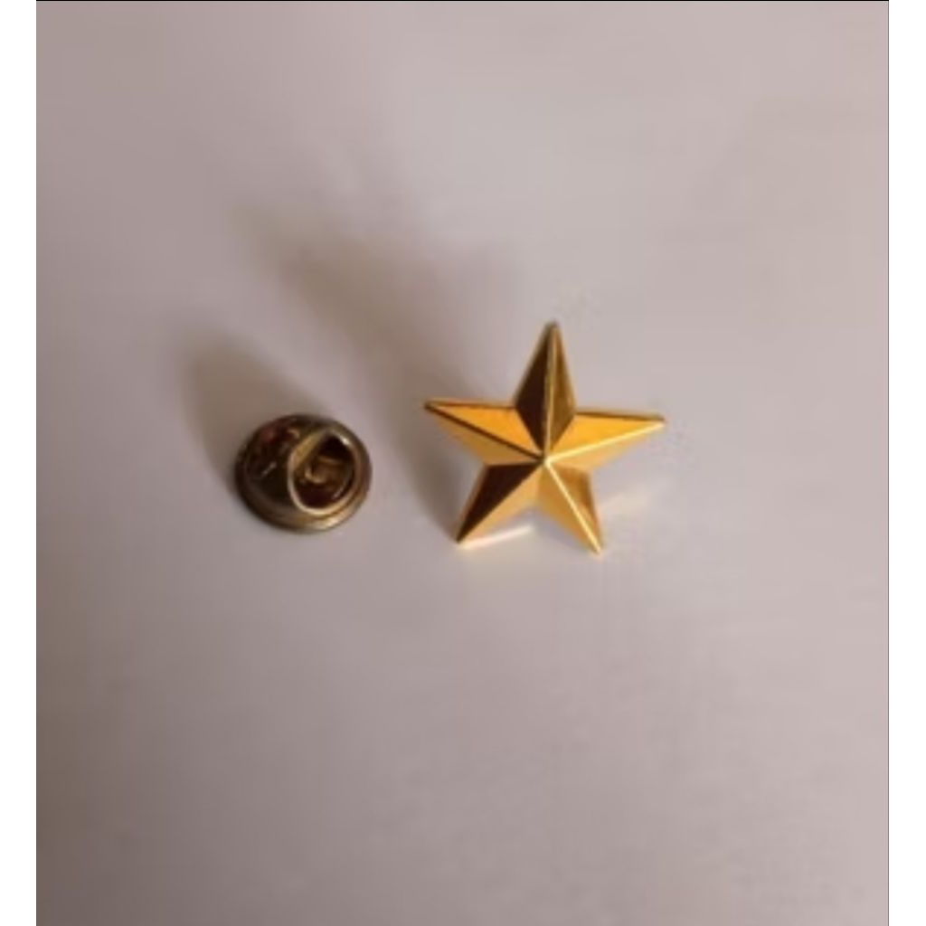 Pin Bintang Baret Dan Topi Mut Gold
