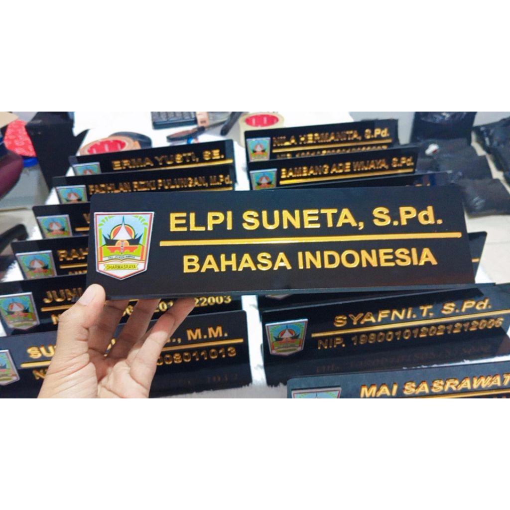 

Papan Nama Meja/ Nametag meja/ Papan Nama atas meja