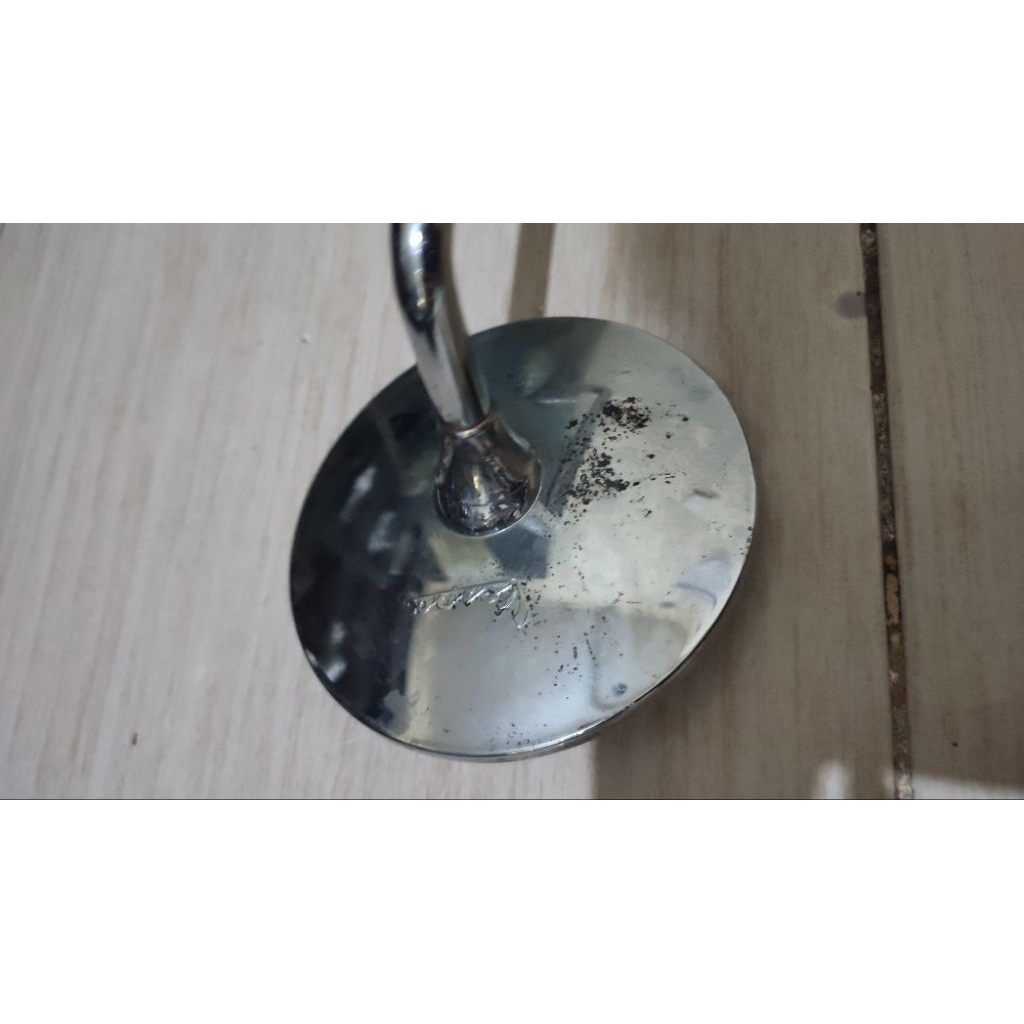 spion bulat vespa langsungan