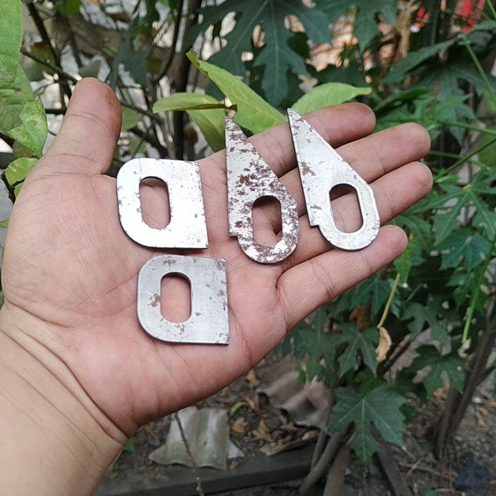 DUDUKAN BOX AKI CB GL100 BREKET BRAKET DUDUKAN KARET PANGKON AKI HONDA CB GL100