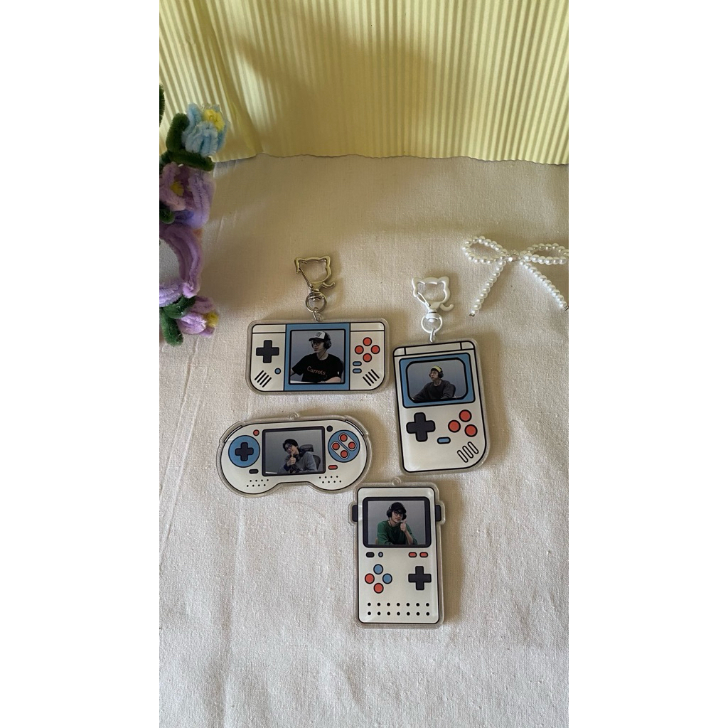 Gameboi Wonwoo Edition – Acrylic Keychain