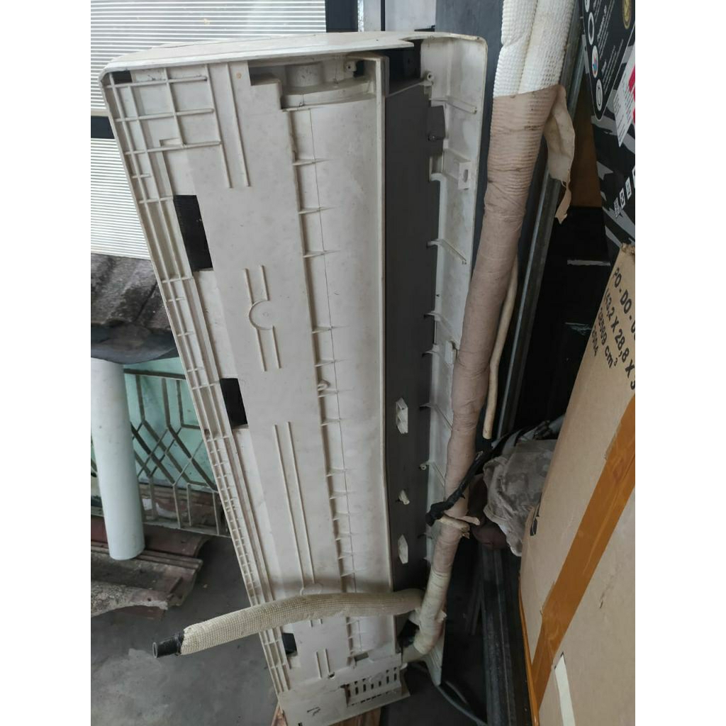 indoor ac 2 pk merk lg second