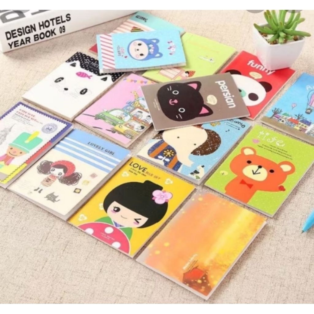 

Buku tulis mini motif karakter