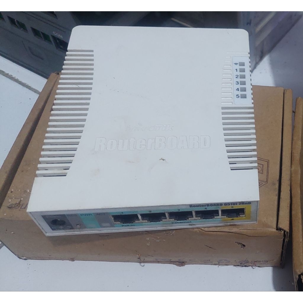 mikrotik rb951