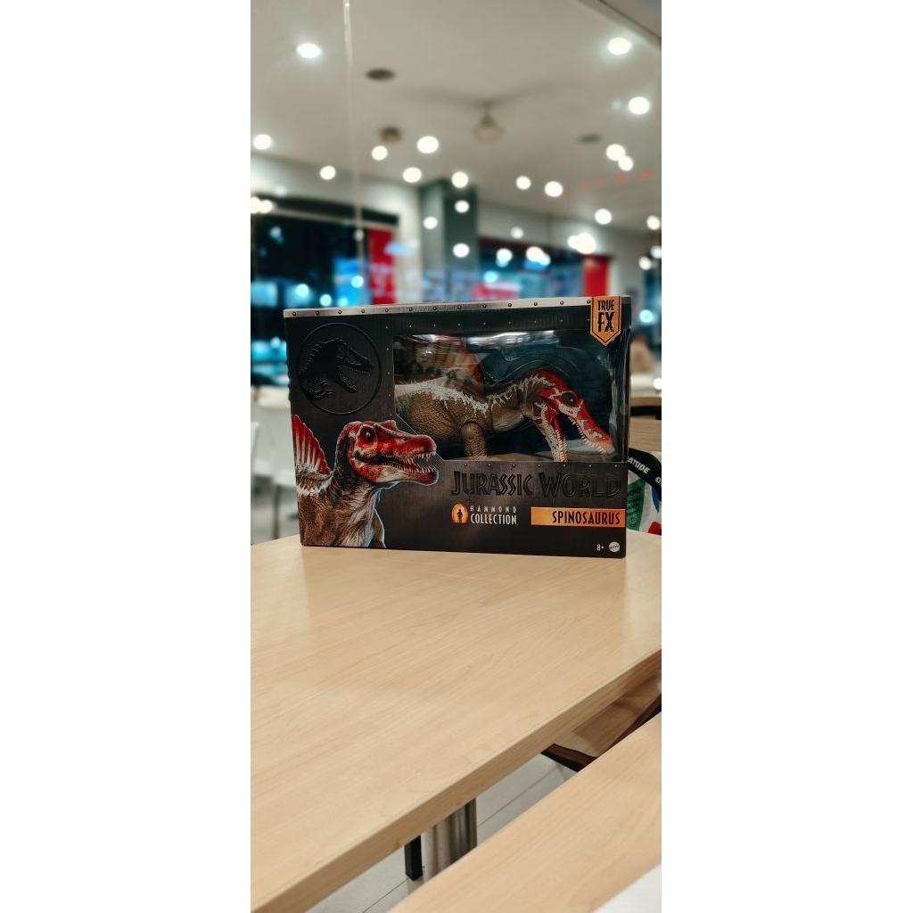 Jurrasic world Spinosaurus Hammond collection