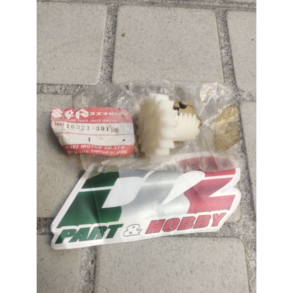 Gigi pompa oli suzuki gp100 gp125 original japan 16321-39100