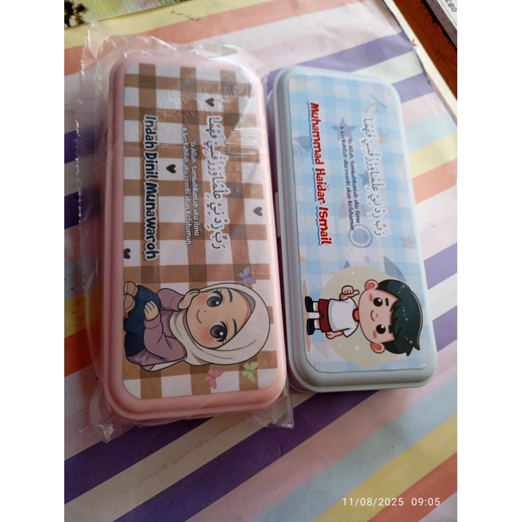 

TEMPAT PENSIL CUSTOM NAMA + BISA REQUEST PAKAI FOTO/KARAKTER ANIMASI