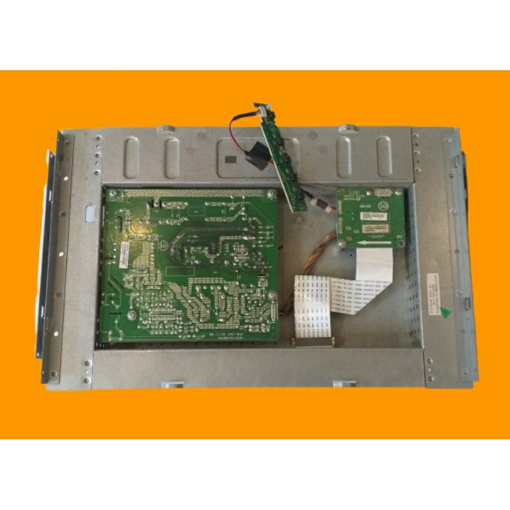 Satu Set Mesin Monitor ACER LCD MONITOR MODEL NO: AL 1516W