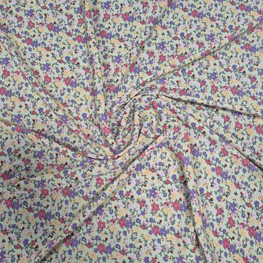 Kain wolly crepe - kain moscrepe - kain zara crepe - kain crepe motif  MAt