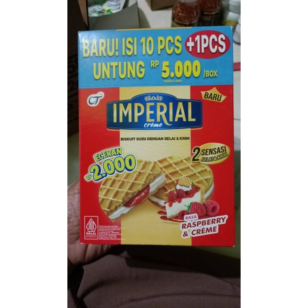 

IMPERIAL Biskuit /biskuit imperial creme 1 box isi 10