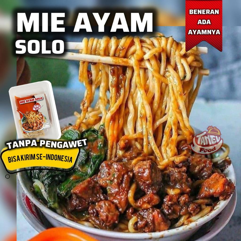 

Mie Ayam Solo TANEV FOOD Dilengkapi Bumbu Kuah dan Topping Ayam