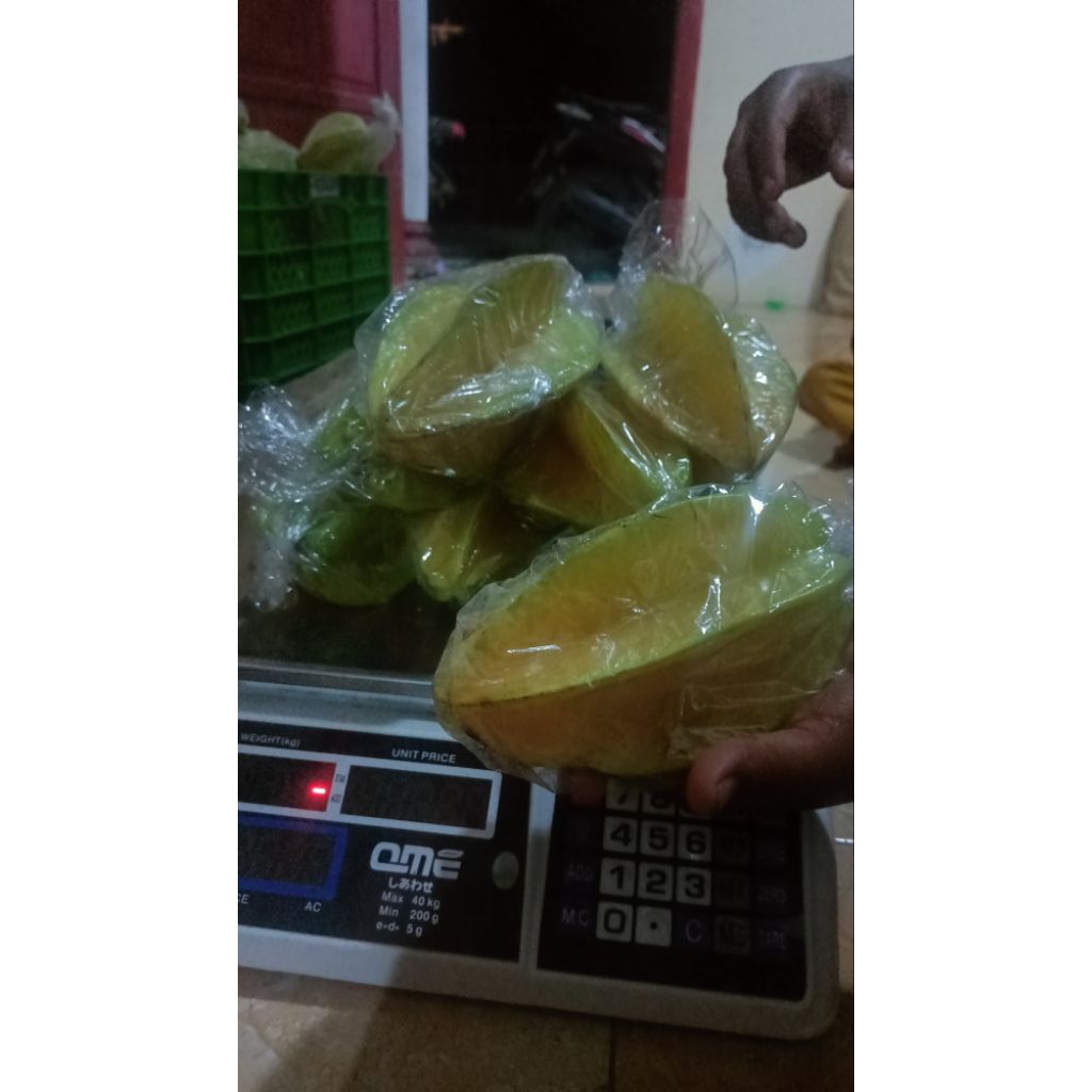

Blimbing Belimbing Buah BM Manis Fresh Asli Blitar 1 Kg
