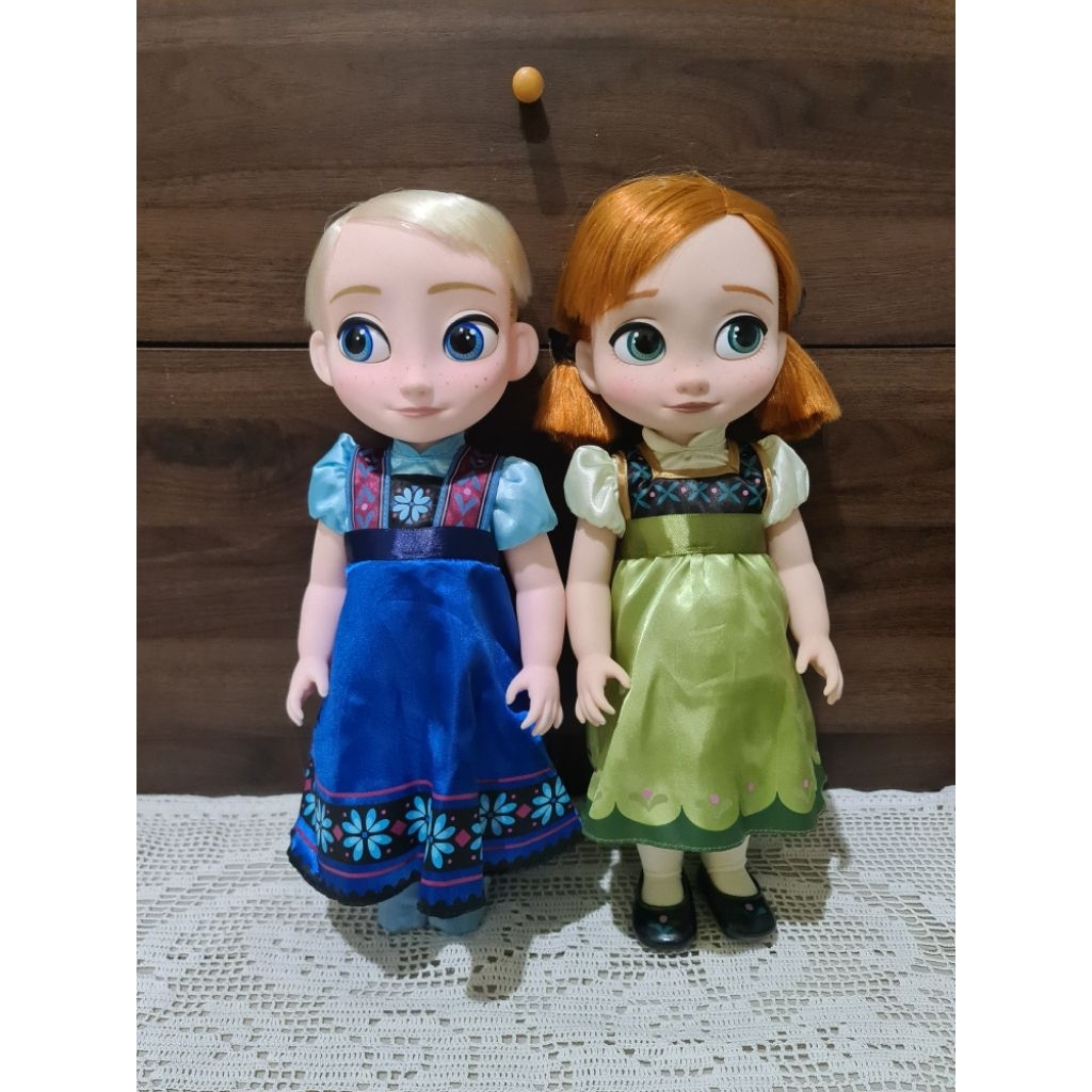 Disney Store Animators Frozen Elsa and Anna Singing Doll