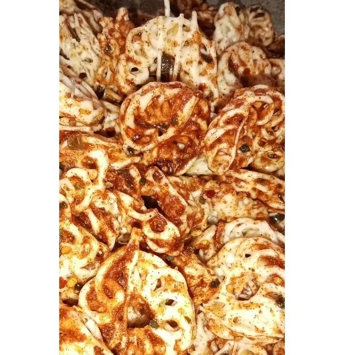 

seblak kerupuk pedo/mawar pedas daun jeruk kemasan 250gr