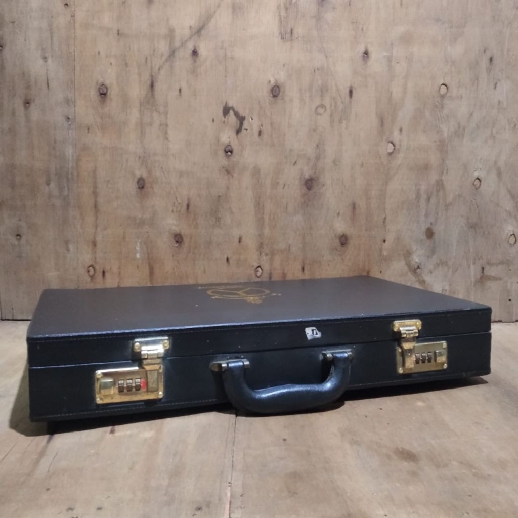 Koper dokumen jadul vintage antik lawas