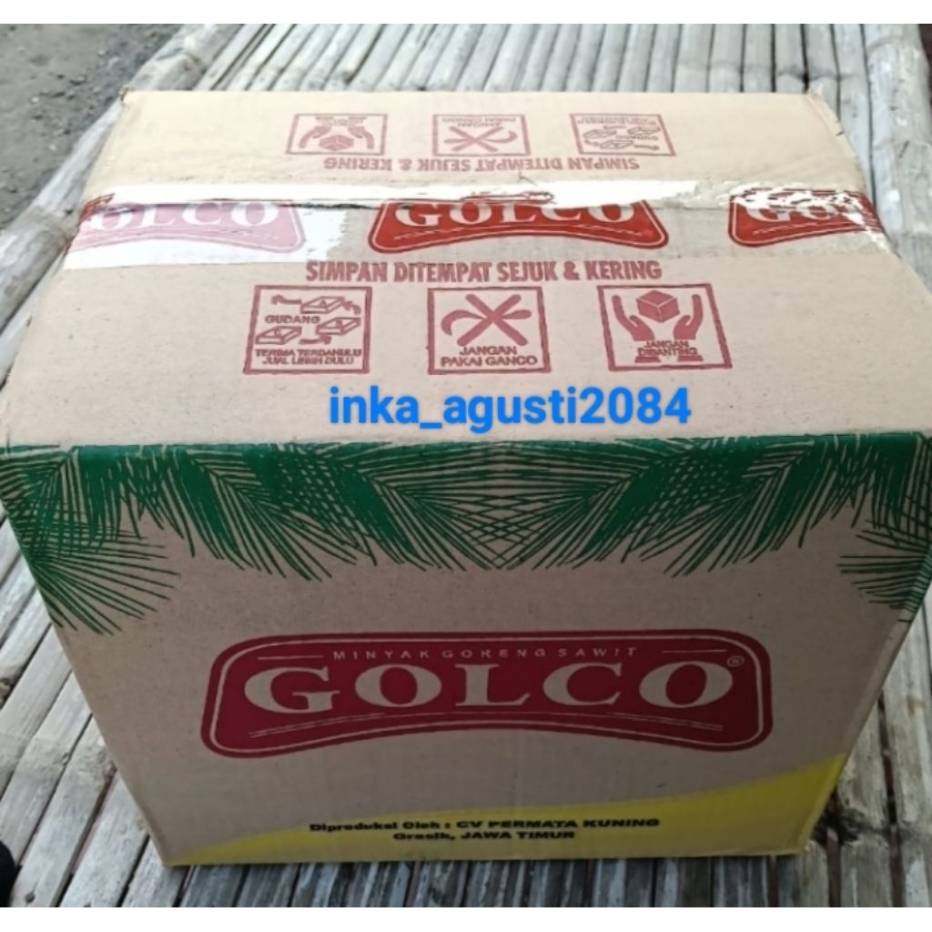 

MINYAK GORENG GOLCO 2L (1 DUS) ISI 6PCS BERKUALITAS PREMIUM