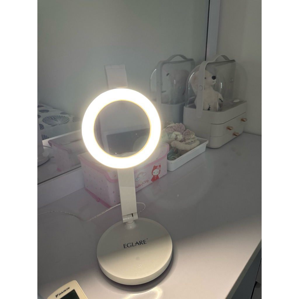 Eglare makeup lamp