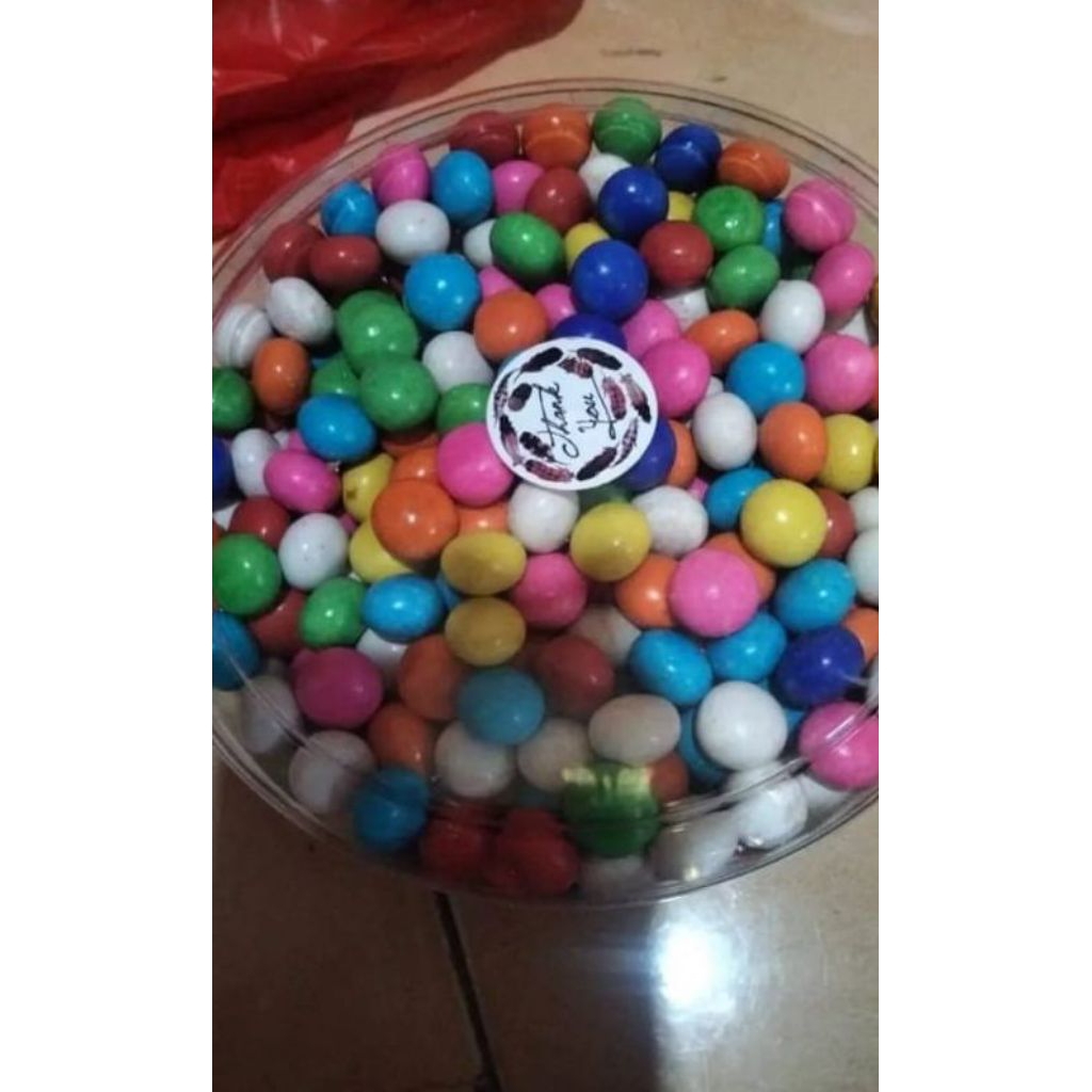 

DUBA Al-HAMID Biskuit telur warna-warni