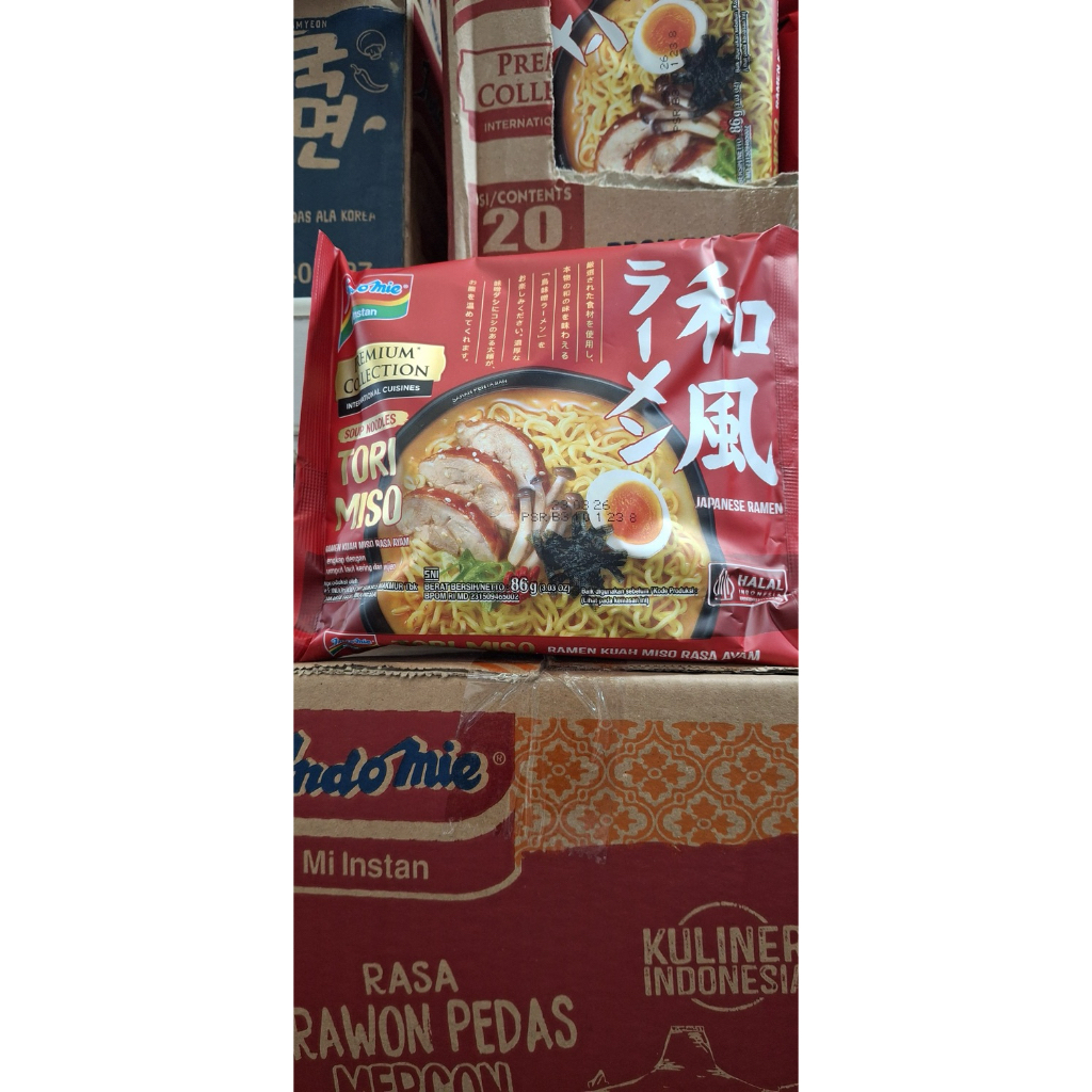 

mie instant INDOMIE PREMIUM ramen ayam