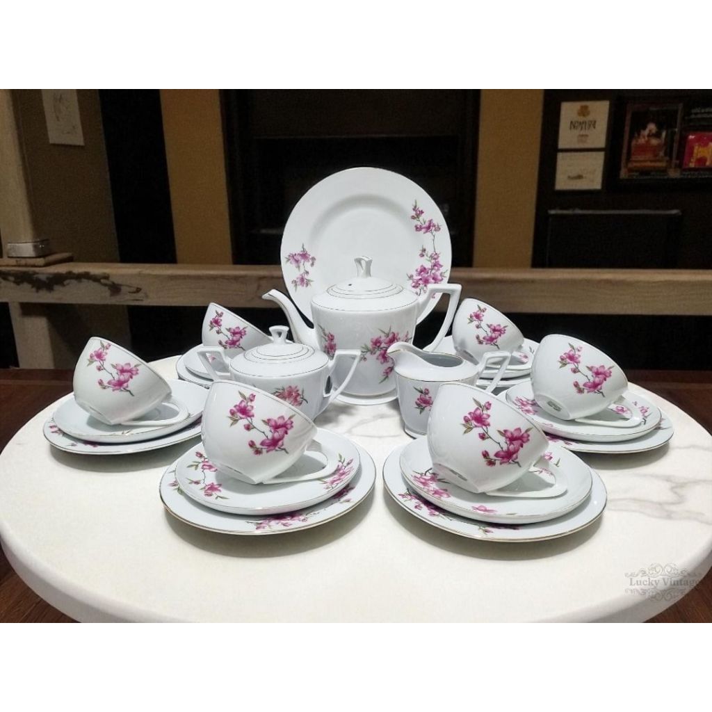 Vintage Tea Set Motif Bunga Sakura White Pink Cantik