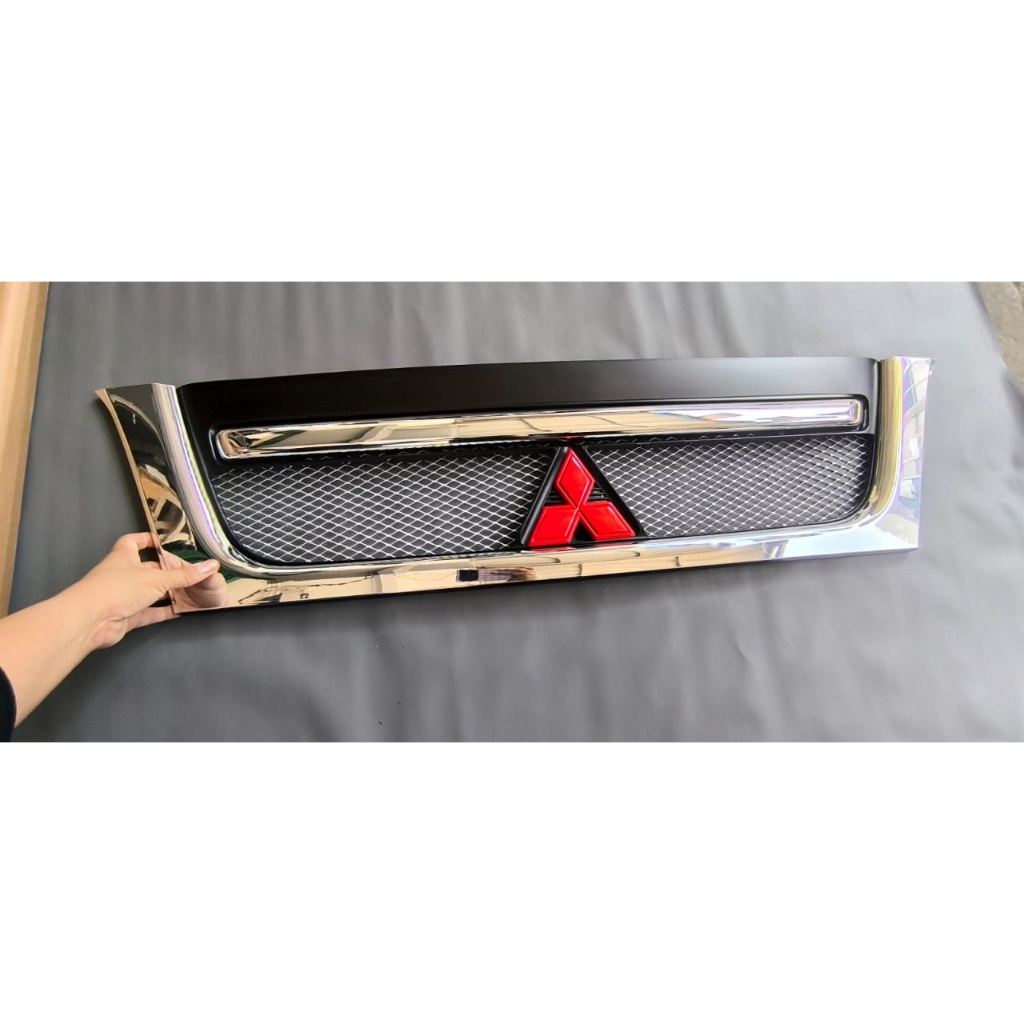 Grill Mobil Truk Canter Warna Lis Chrome