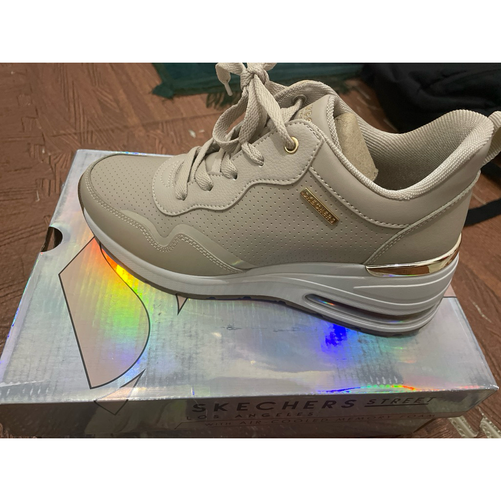 skechers million air - hotter air