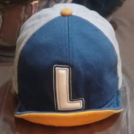 topi visor pendek L4C05TE.LUXURY BRAND.rare item.