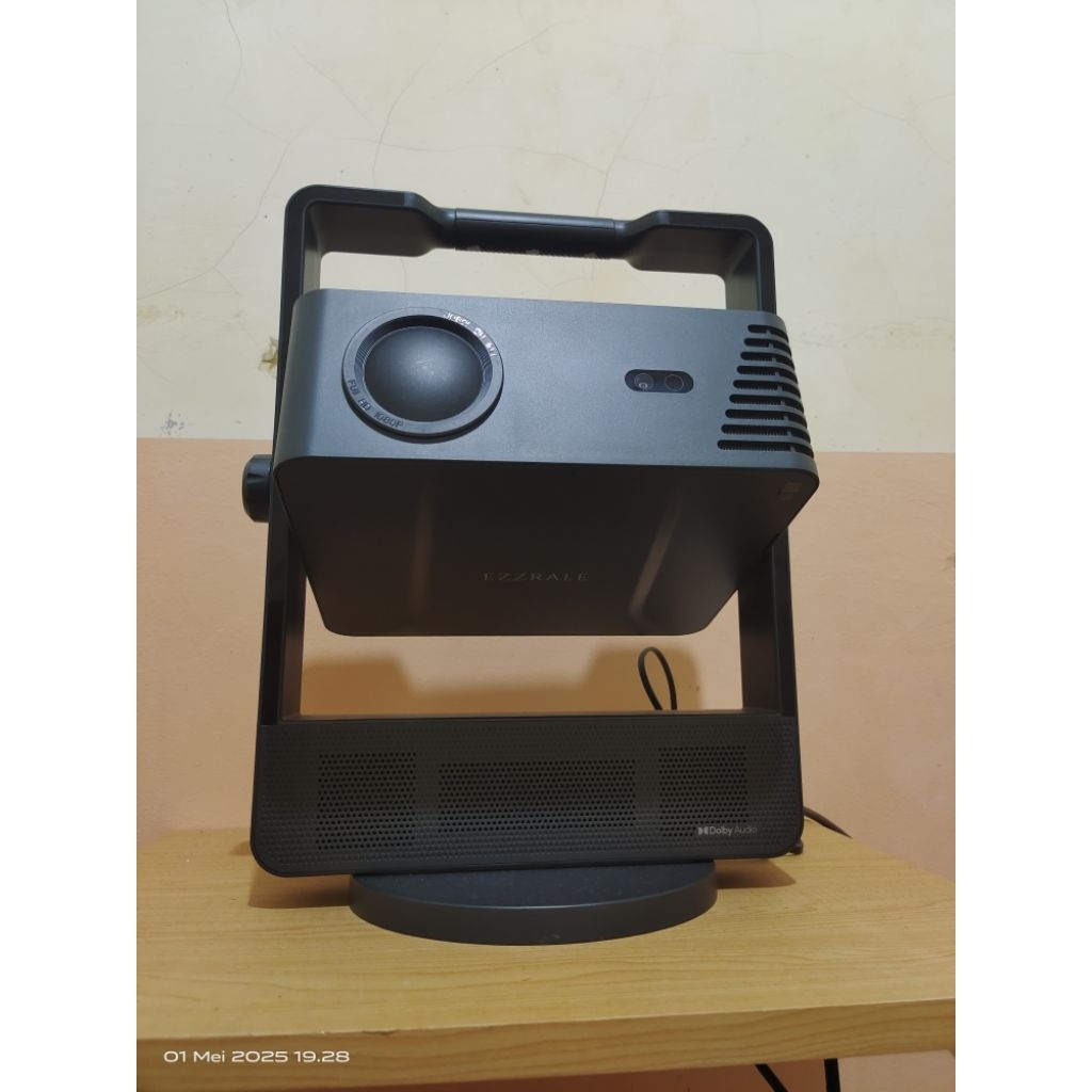 ezzrale x-stayle prime projector