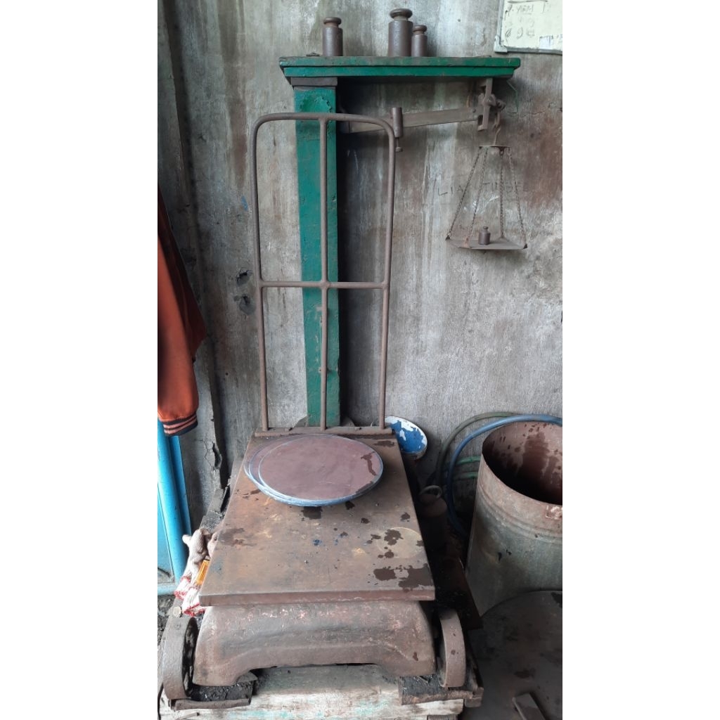 Besi plat bulat tebal 10mm diameter 270mm 1pcs