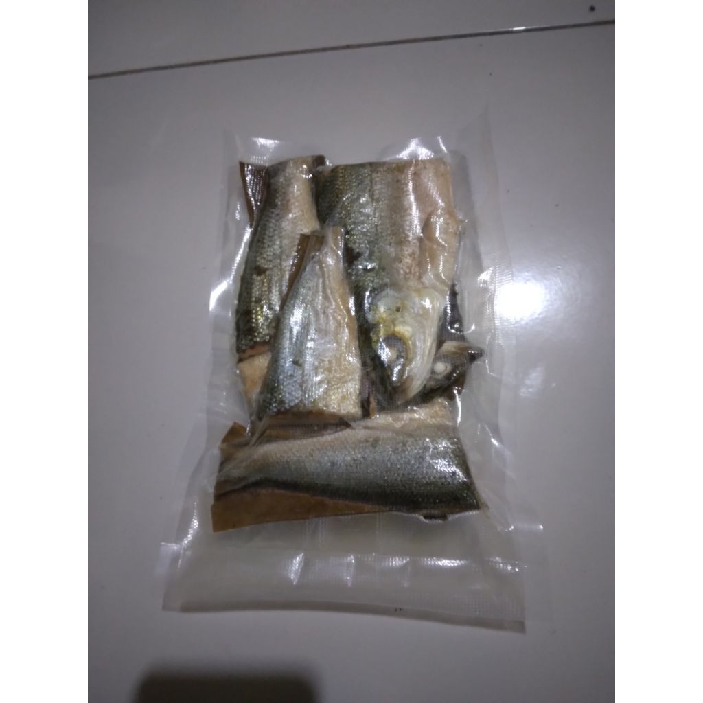 

bandeng presto jumbo 3 ekor 500gr