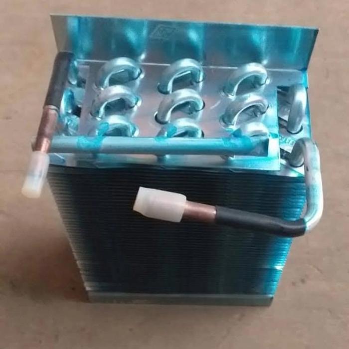 Evaporator chiller / showcase