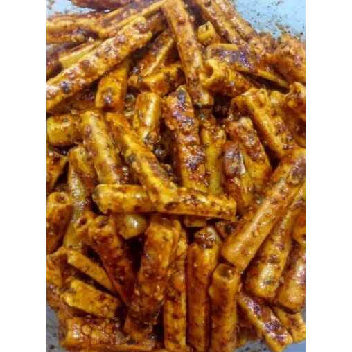 

Camilan Pedas Potato Bantat Pedas Daun Jeruk