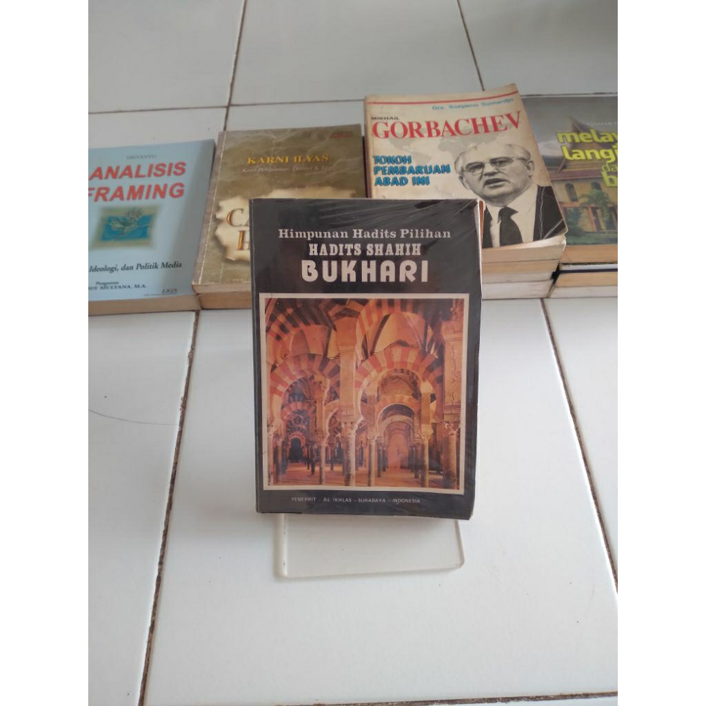 himpunan hadits pilihan hadits shahih bukhari